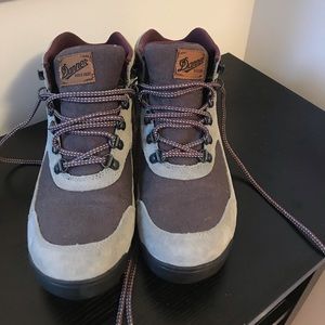 Size 9 Dannebrog Boots